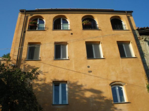 Отель B&B Nelly G  Карбута